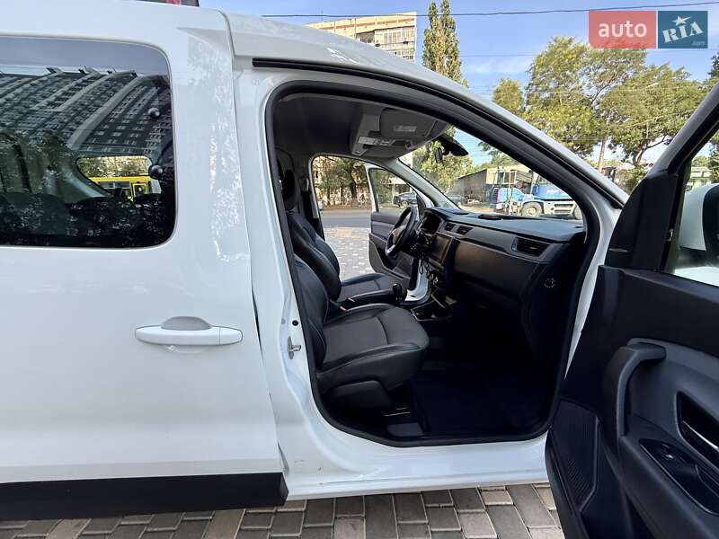 Мінівен Renault Express 2023 в Одесі фото 40 Мінівен Renault Express 2023 в Одесі
