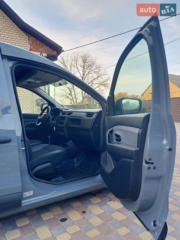 Грузовой фургон Renault Express 2024 в Звенигородке фото 8 Грузовой фургон Renault Express 2024 в Звенигородке