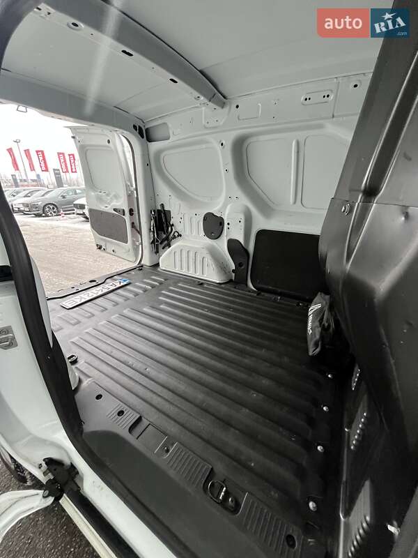 Грузовой фургон Renault Express 2022 в Киеве