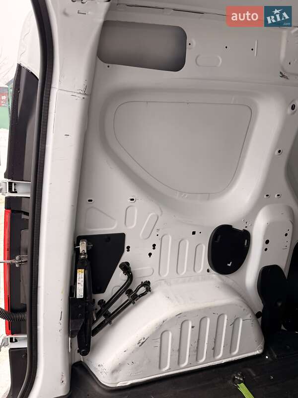 Вантажний фургон Renault Express 2023 в Ірпені