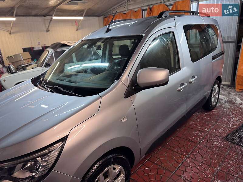 Мінівен Renault Express 2021 в Києві фото 25 Мінівен Renault Express 2021 в Києві