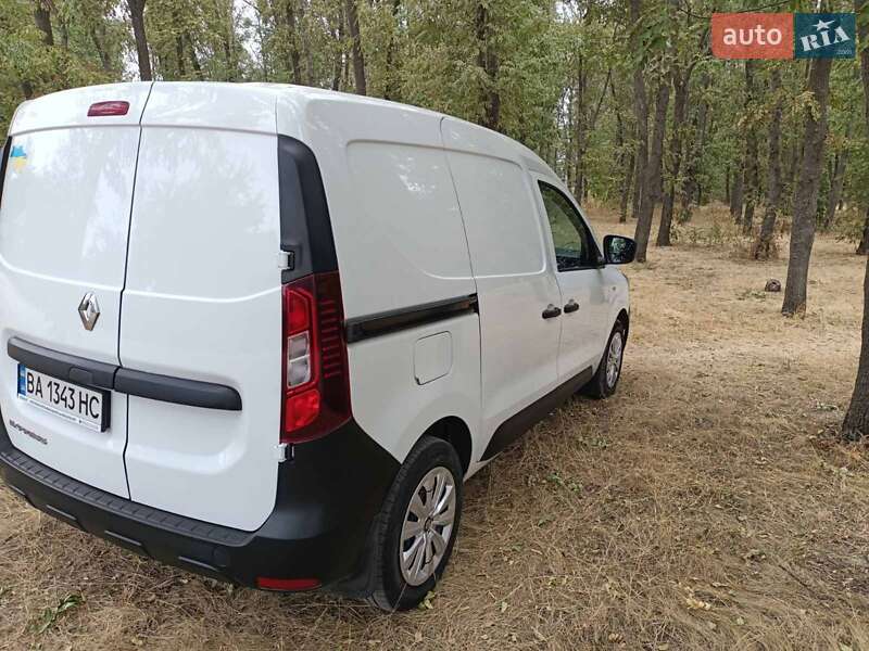 Грузовой фургон Renault Express 2023 в Кропивницком фото 4 Грузовой фургон Renault Express 2023 в Кропивницком