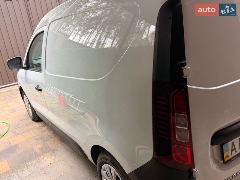 Грузовой фургон Renault Express 2021 в Киеве фото 3 Грузовой фургон Renault Express 2021 в Киеве