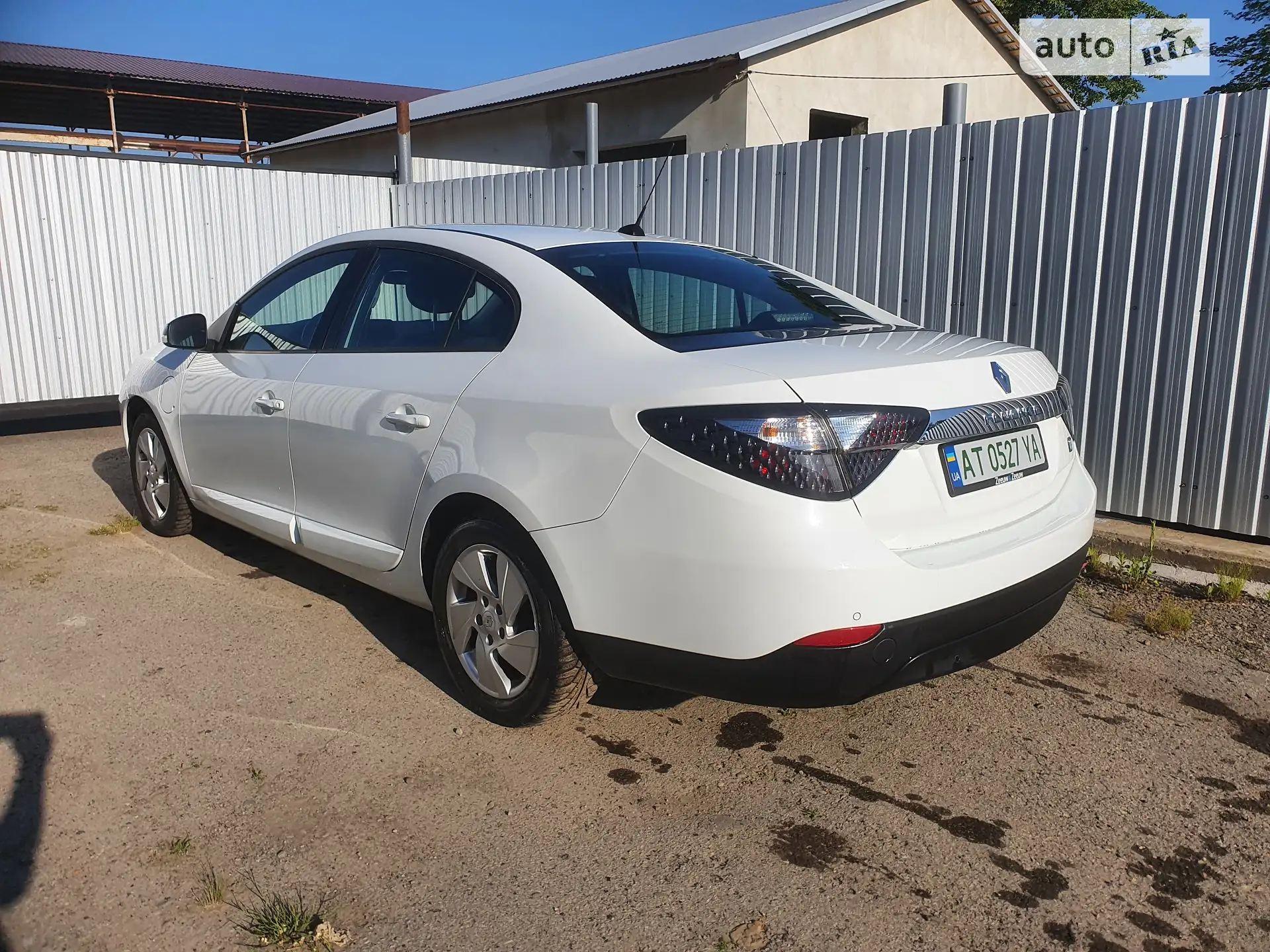 2011 Renault Fluence - мініатюра 3