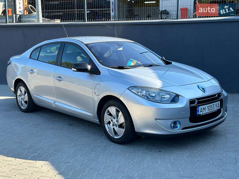 Renault Fluence Z.E. 2012