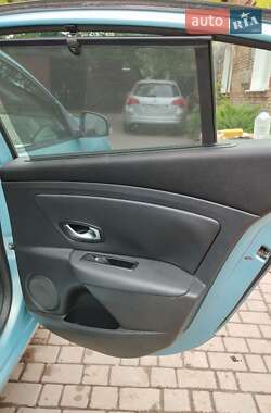 Седан Renault Fluence Z.E. 2011 в 