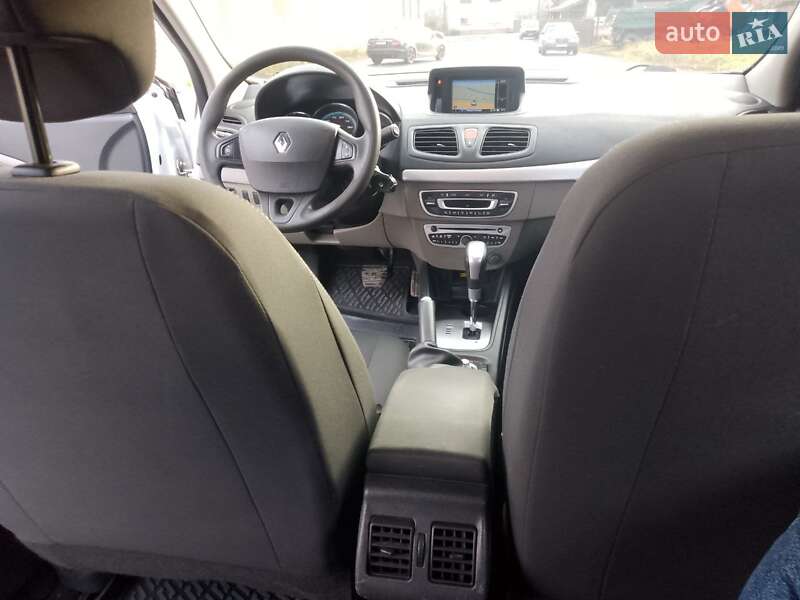 Седан Renault Fluence Z.E. 2011 в Ужгороде фото 9 Седан Renault Fluence Z.E. 2011 в Ужгороде