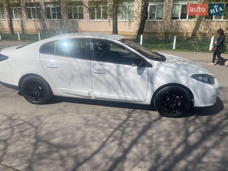 Седан Renault Fluence Z.E. 2012 в Луцке