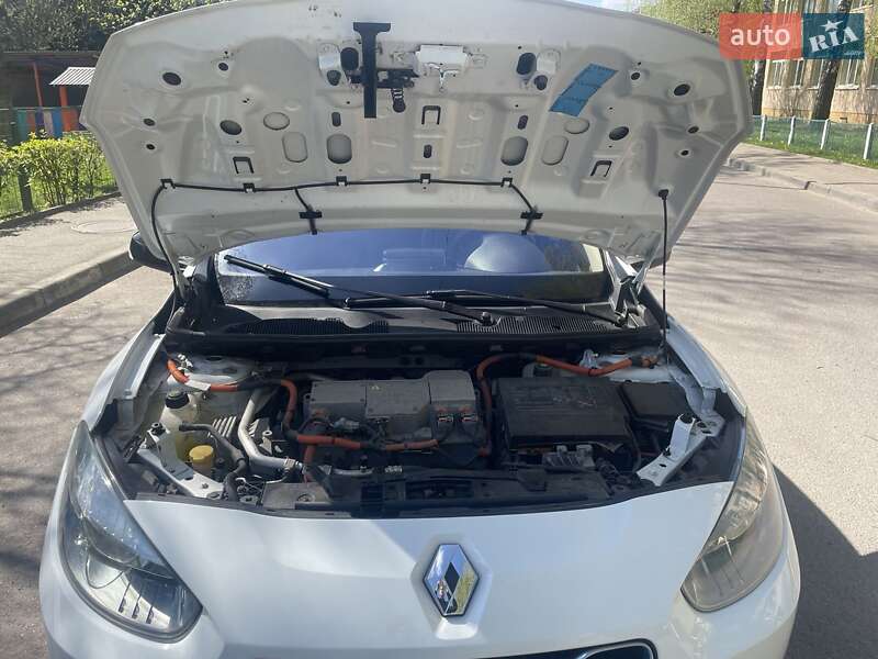 Седан Renault Fluence Z.E. 2012 в Луцке