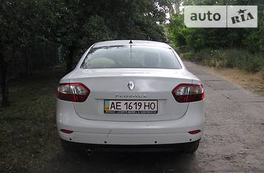 Седан Renault Fluence 2011 в Синельниково