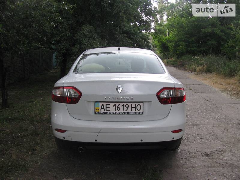 Седан Renault Fluence 2011 в Синельниково