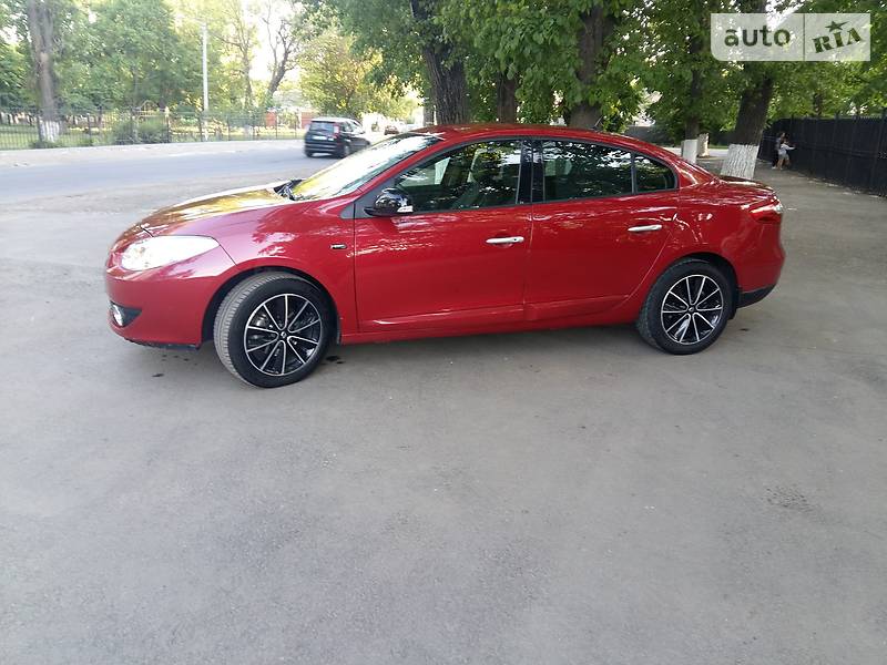 Renault Fluence 2012 года