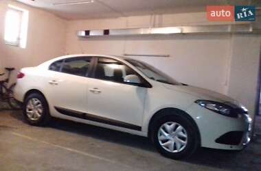 Седан Renault Fluence 2013 в Львове