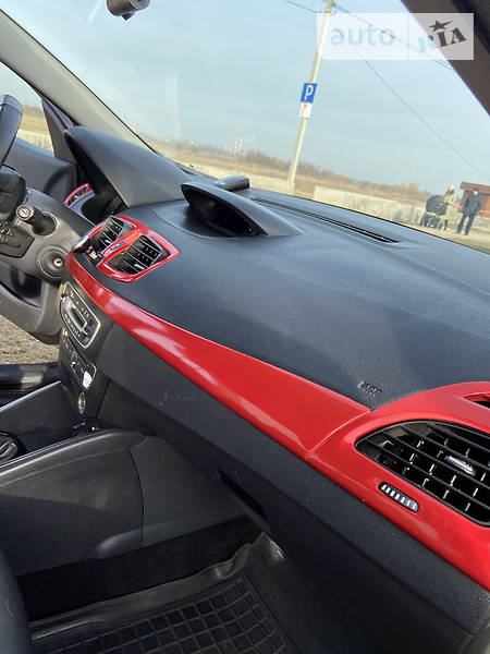 Седан Renault Fluence 2010 в Рівному