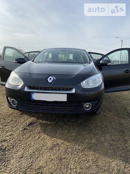 Седан Renault Fluence 2010 в Рівному