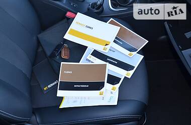 Седан Renault Fluence 2012 в 