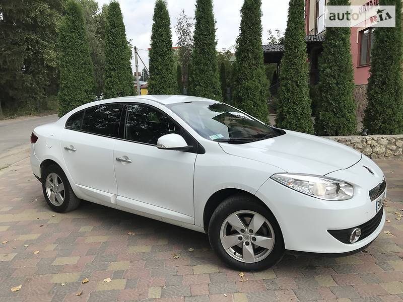 Седан Renault Fluence 2011 в Тернополі