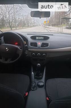 Седан Renault Fluence 2011 в Киеве