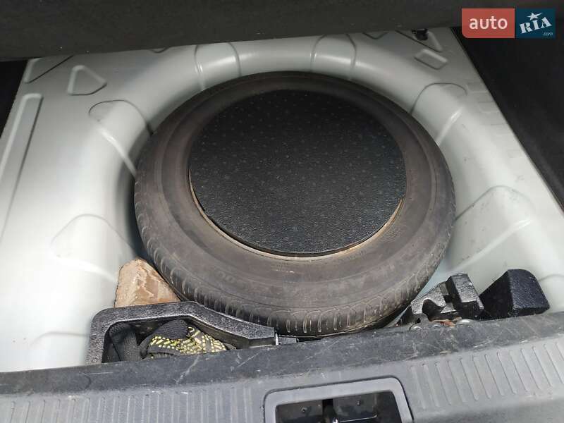 Седан Renault Fluence 2012 в Вишневом