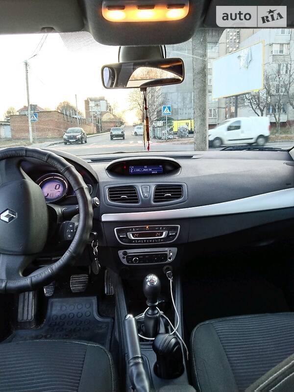 Седан Renault Fluence 2013 в Хмельницком