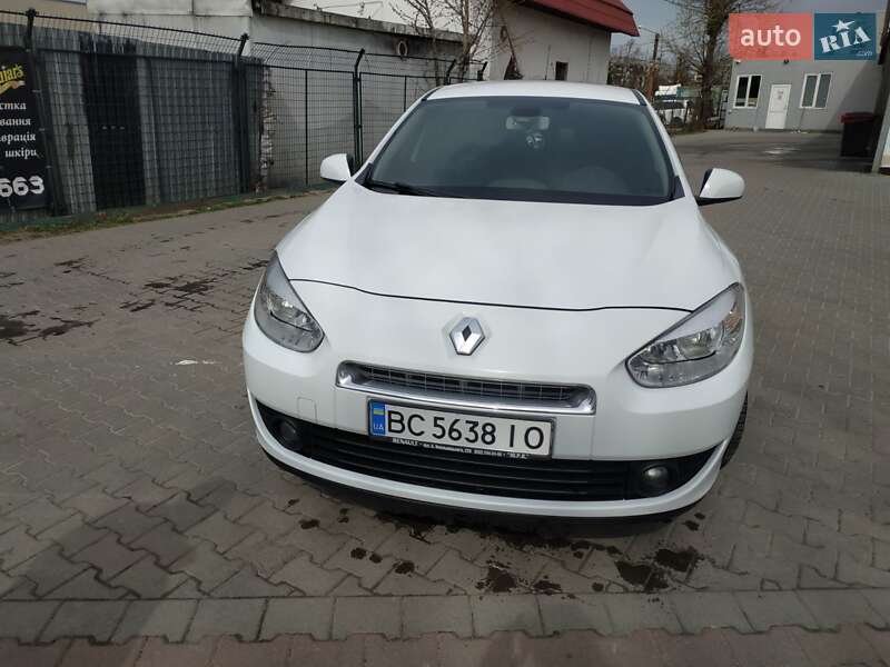 Седан Renault Fluence 2012 в Львове