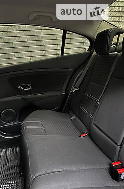 Седан Renault Fluence 2016 в Тернополе