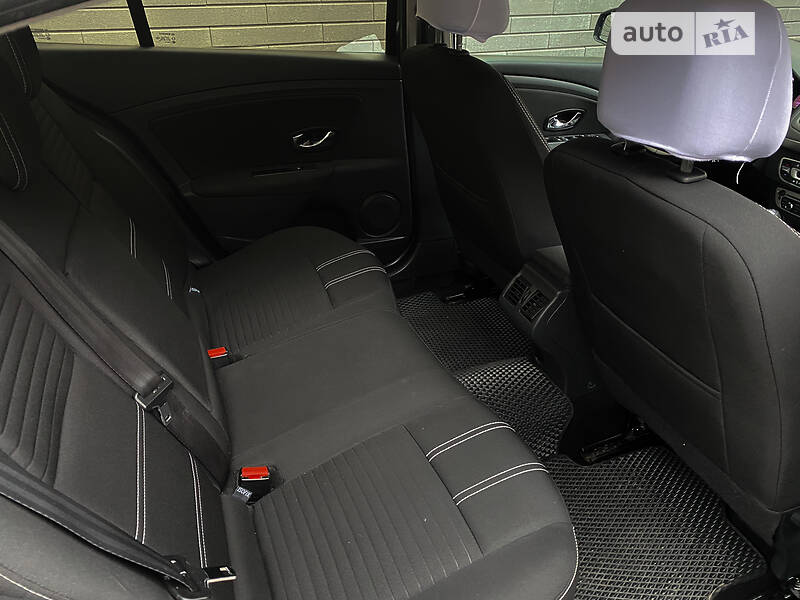 Седан Renault Fluence 2016 в Тернополі фото 22 Седан Renault Fluence 2016 в Тернополі