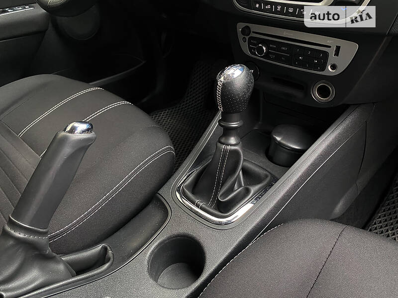 Седан Renault Fluence 2016 в Тернополі фото 26 Седан Renault Fluence 2016 в Тернополі