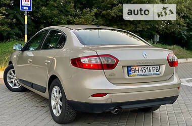 Седан Renault Fluence 2010 в Одесі