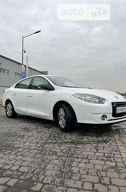 Седан Renault Fluence 2011 в Мукачево