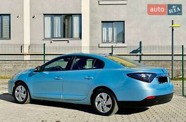 Седан Renault Fluence 2012 в Калуше