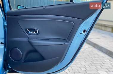 Седан Renault Fluence 2012 в Калуші