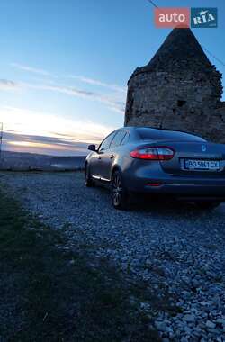 Седан Renault Fluence 2010 в Тернополі