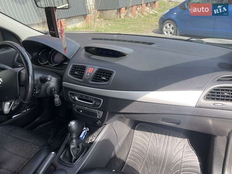 Седан Renault Fluence 2014 в Чернигове
