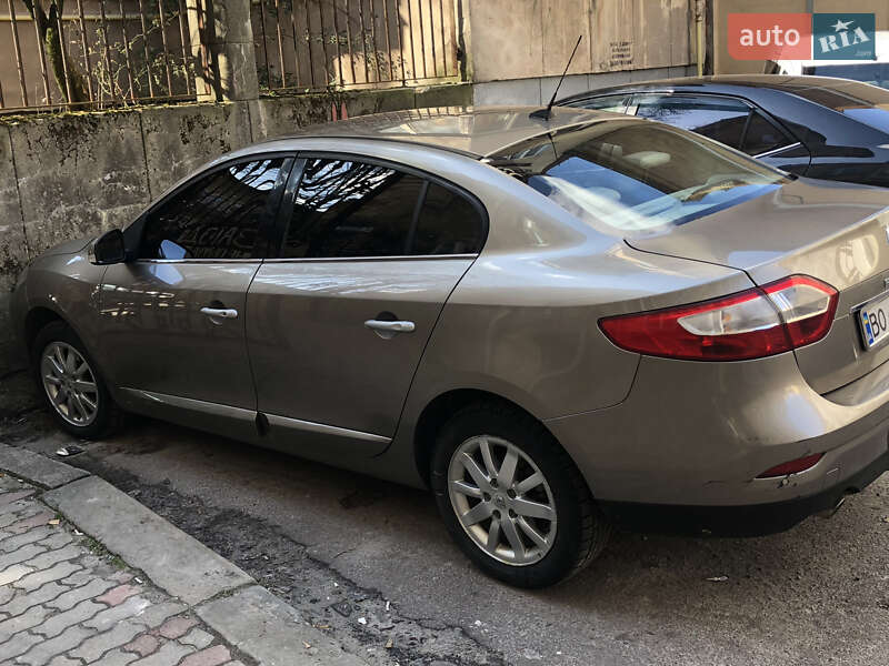 Седан Renault Fluence 2010 в Тернополе