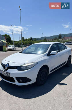 Седан Renault Fluence 2013 в Сваляве