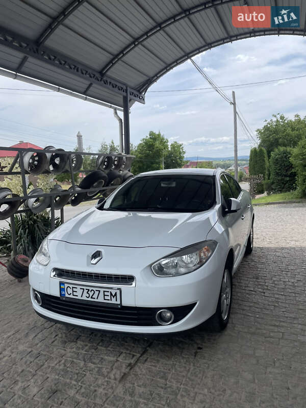 Седан Renault Fluence 2011 в Черновцах