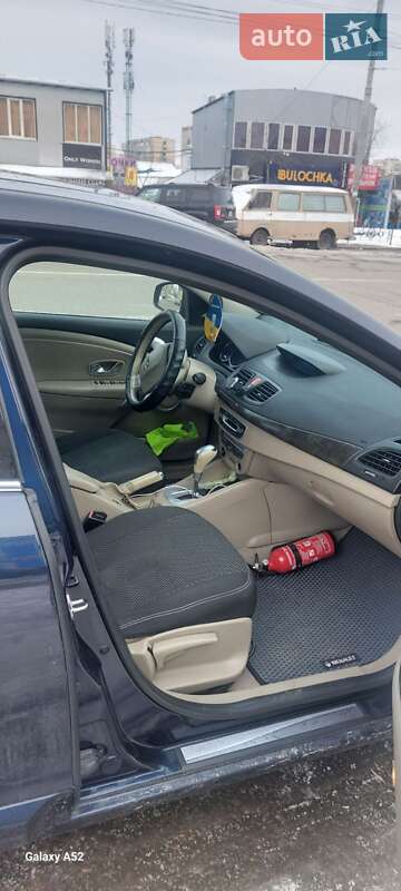 Седан Renault Fluence 2011 в Киеве
