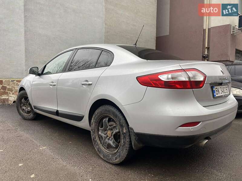 Седан Renault Fluence 2015 в Ровно