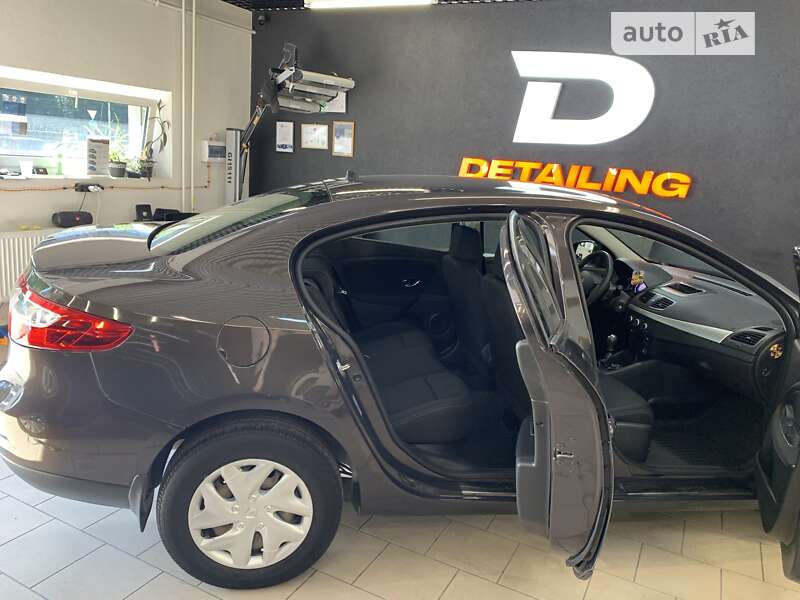 Седан Renault Fluence 2013 в Днепре