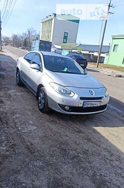 Седан Renault Fluence 2010 в Сумах