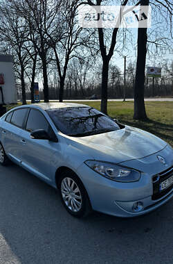 Седан Renault Fluence 2012 в Чернівцях