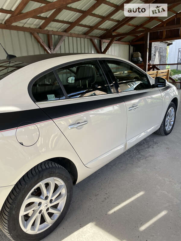 Седан Renault Fluence 2013 в Трускавце