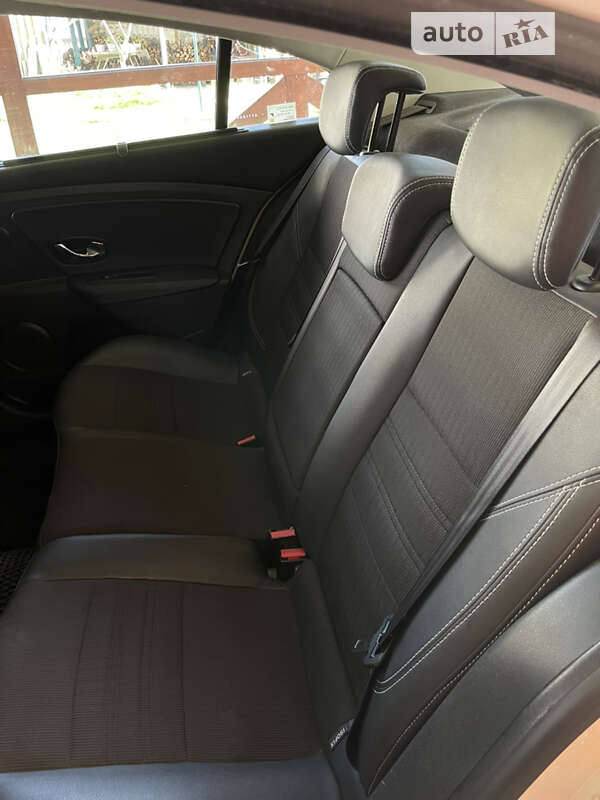 Седан Renault Fluence 2013 в Трускавце