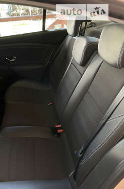 Седан Renault Fluence 2013 в 