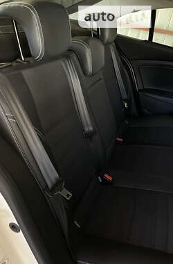 Седан Renault Fluence 2013 в 