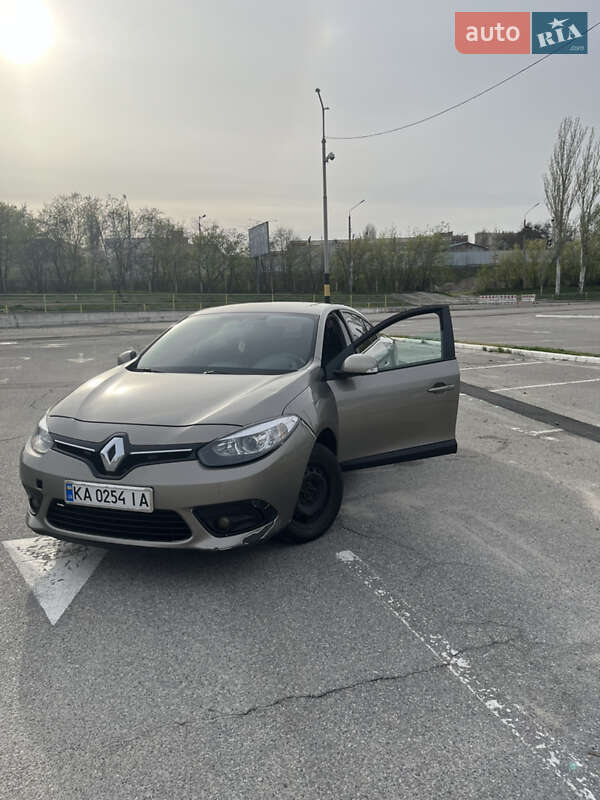 Седан Renault Fluence 2014 в Киеве
