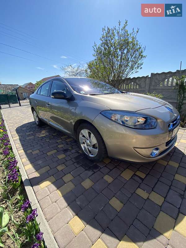 Седан Renault Fluence 2012 в Ровно