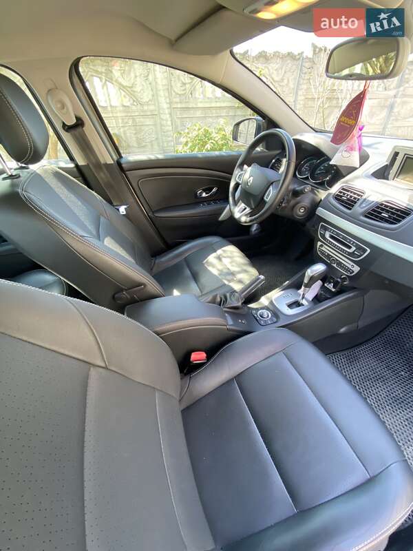Седан Renault Fluence 2012 в Ровно