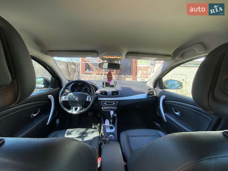 Седан Renault Fluence 2012 в Ровно